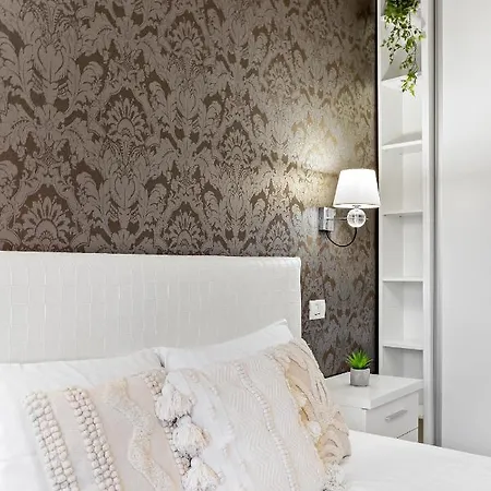 Heart Retreat Elegant Apartamento Bucarest