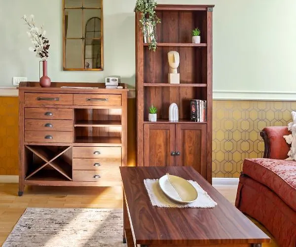 Heart Retreat Elegant