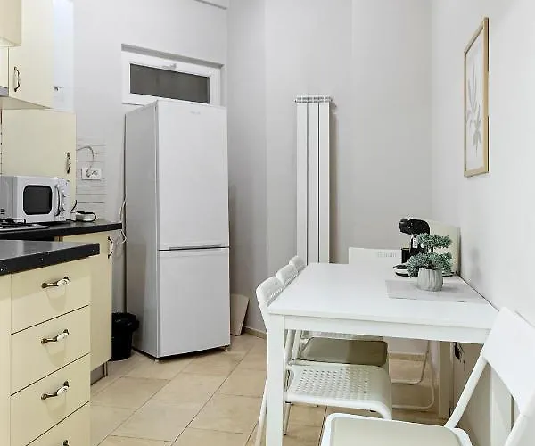 Heart Retreat Elegant