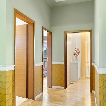 Apartment City Heart Retreat Elegant *