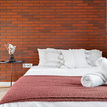 Apartment City Heart Retreat Elegant Bucharest