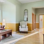 Heart Retreat Elegant Apartman Bukarest
